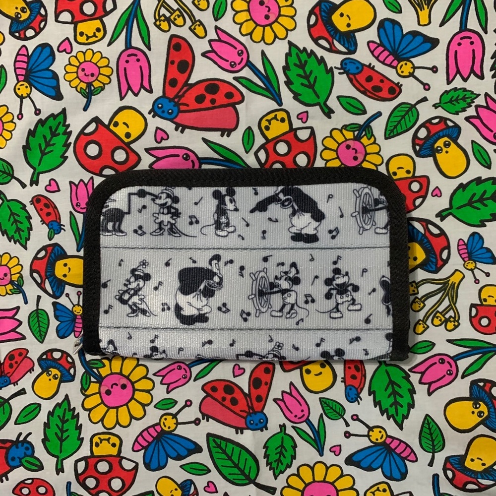 Harvey’s Steamboat Willie Classic Wallet